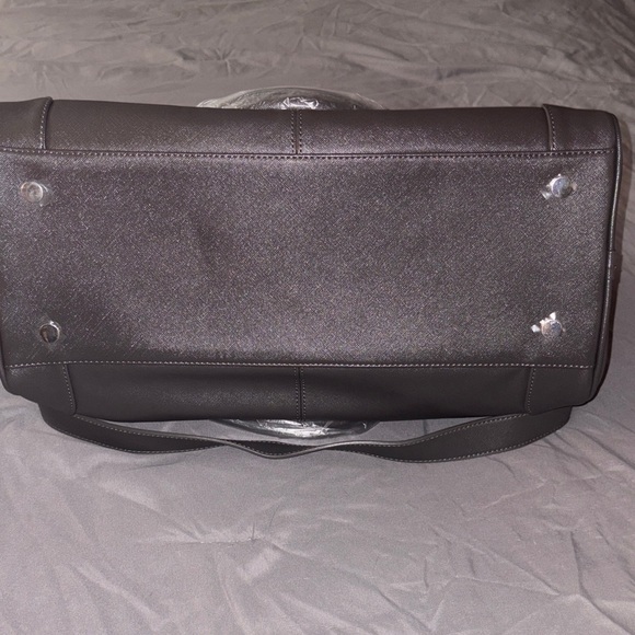 Jewell by Thirty-One Carry-all Trendsetter in “City Heels” and Jewell Pockets - Picture 5 of 9